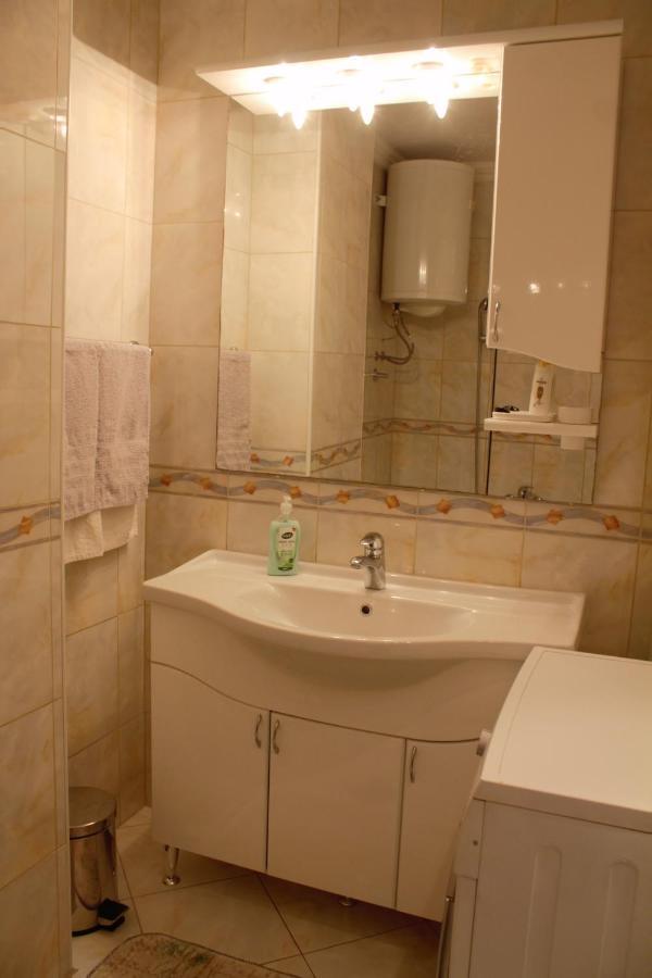 Apartman Anida Apartment Mostar Bagian luar foto
